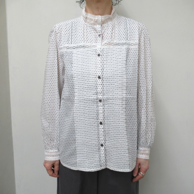 PONT DE CHALONS  スタンドレースカラーピンタックブラウス /ドット96